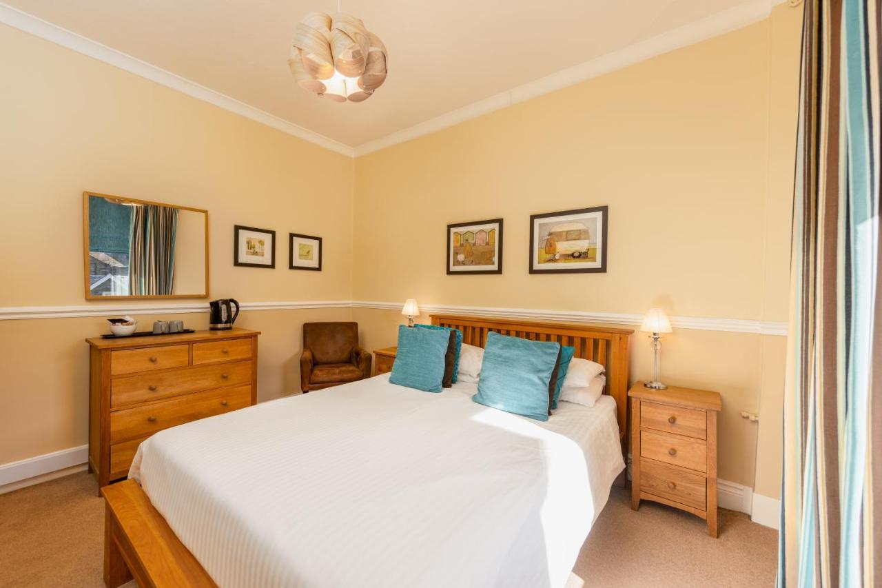The Gables Guest House 앰블사이드 외부 사진